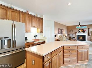 295 Preston Dr, Warrenton, VA 20186