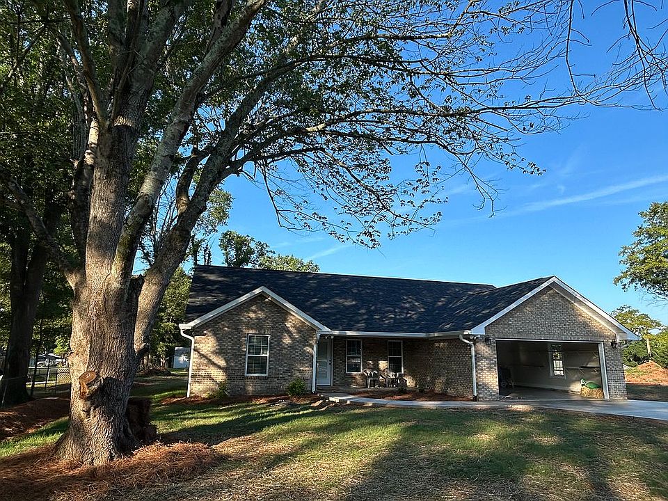 1st image of 30 Whiteside Rd
