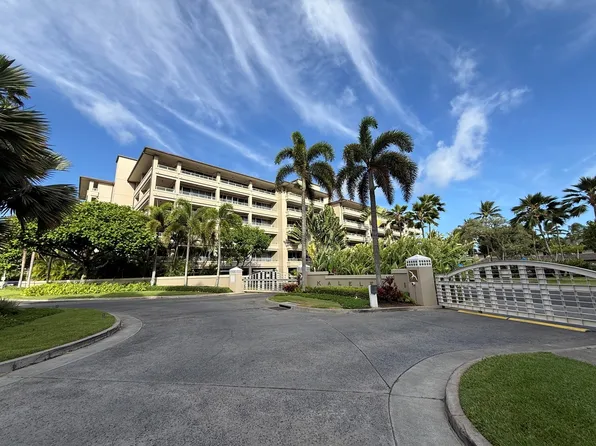 1 Keahole Pl APT 2505, Honolulu, HI 96825