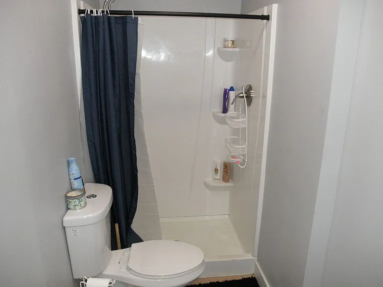431 Virginia Dr — Photo 19