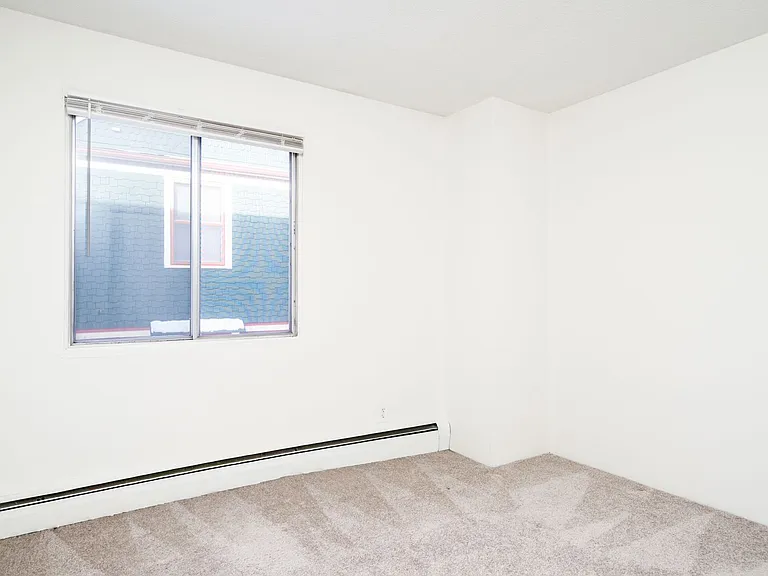 2655 Colfax Ave S — Photo 7