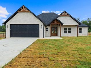 290 Big Oaks Rd, Kilgore, TX 75662