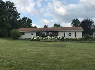 3471 Mechanic Rd, Hillsdale, MI 49242