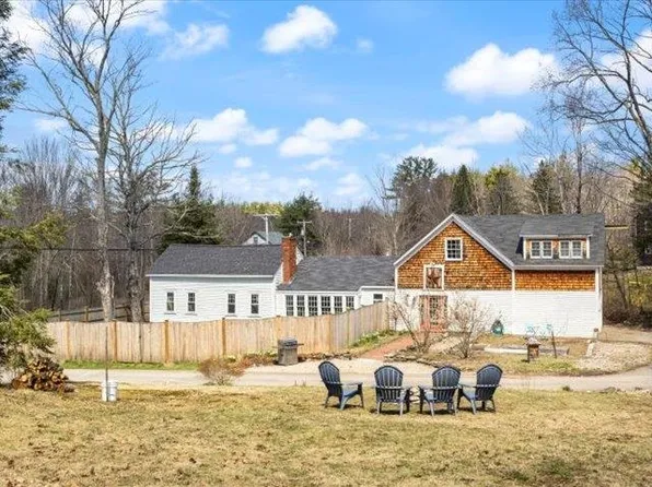 365 Stage Road, Nottingham, NH 03290