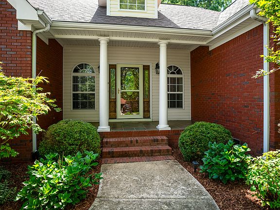 2nd image of 7254 Goldenrod Ct