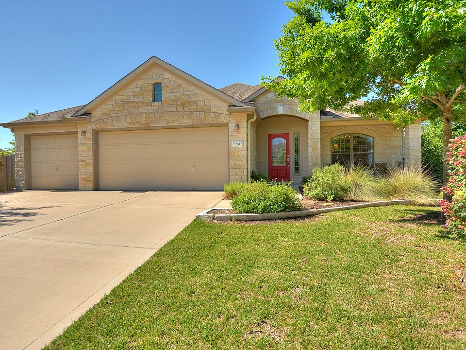 1st image of 2517 Ravenwood Dr