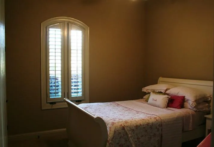 9322 Milbank Dr — Photo 18
