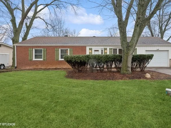 741 Pine St, Batavia, IL 60510