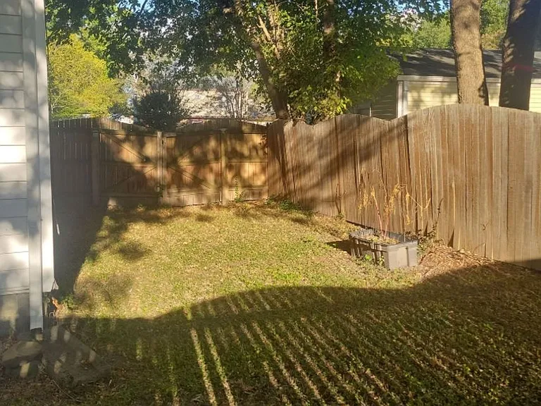 512 S Kings Point Rd — Photo 1