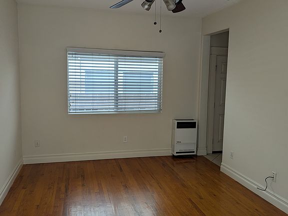 4th image of 3632 E 2nd St APT 12