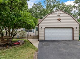 420 De Kalb St, Sandwich, IL 60548
