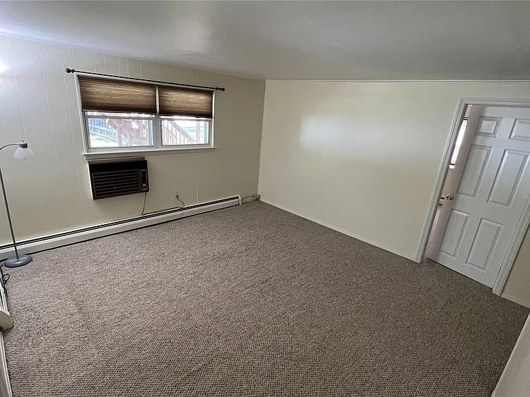 39 Altmar Ave — Photo 1
