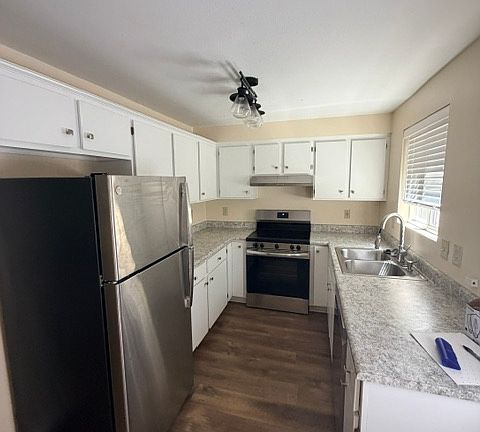3rd image of 2130 NW North Hill Dr #C