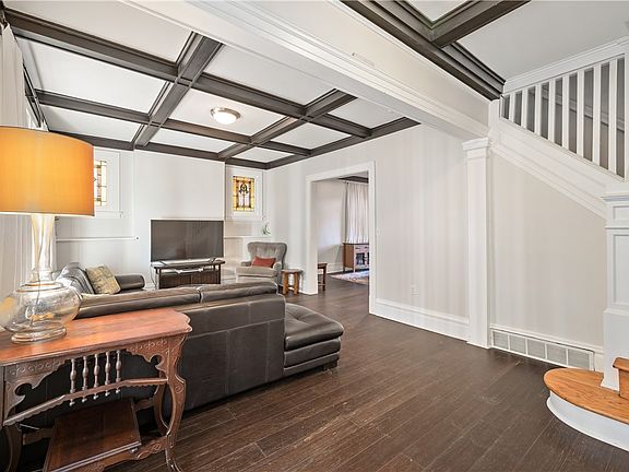 3rd image of 5631 Woodmont St