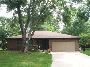 2905 Jerome Dr, Sedalia, MO 65301