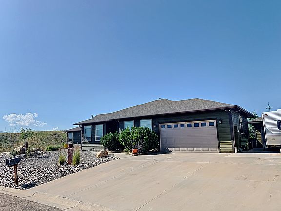 5th image of 630 Summit Dr