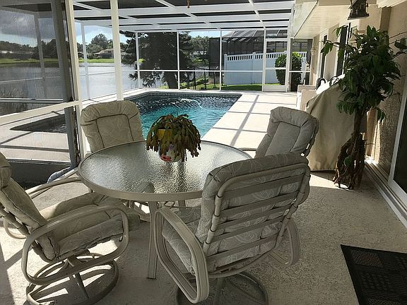 4th image of 612 Tallahassee Dr NE