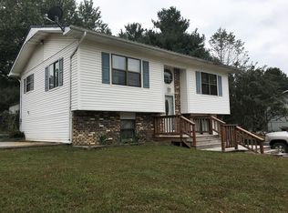 2706 E Lakeview Dr, Poplar Bluff, MO 63901