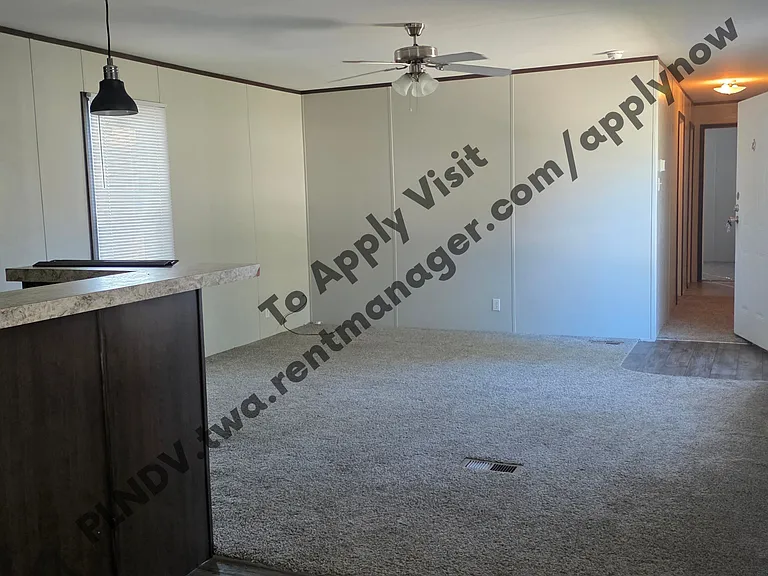 941 Lindsey St — Photo 6