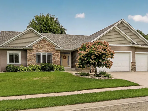 5048 Scenic View Dr SW, Rochester, MN 55902