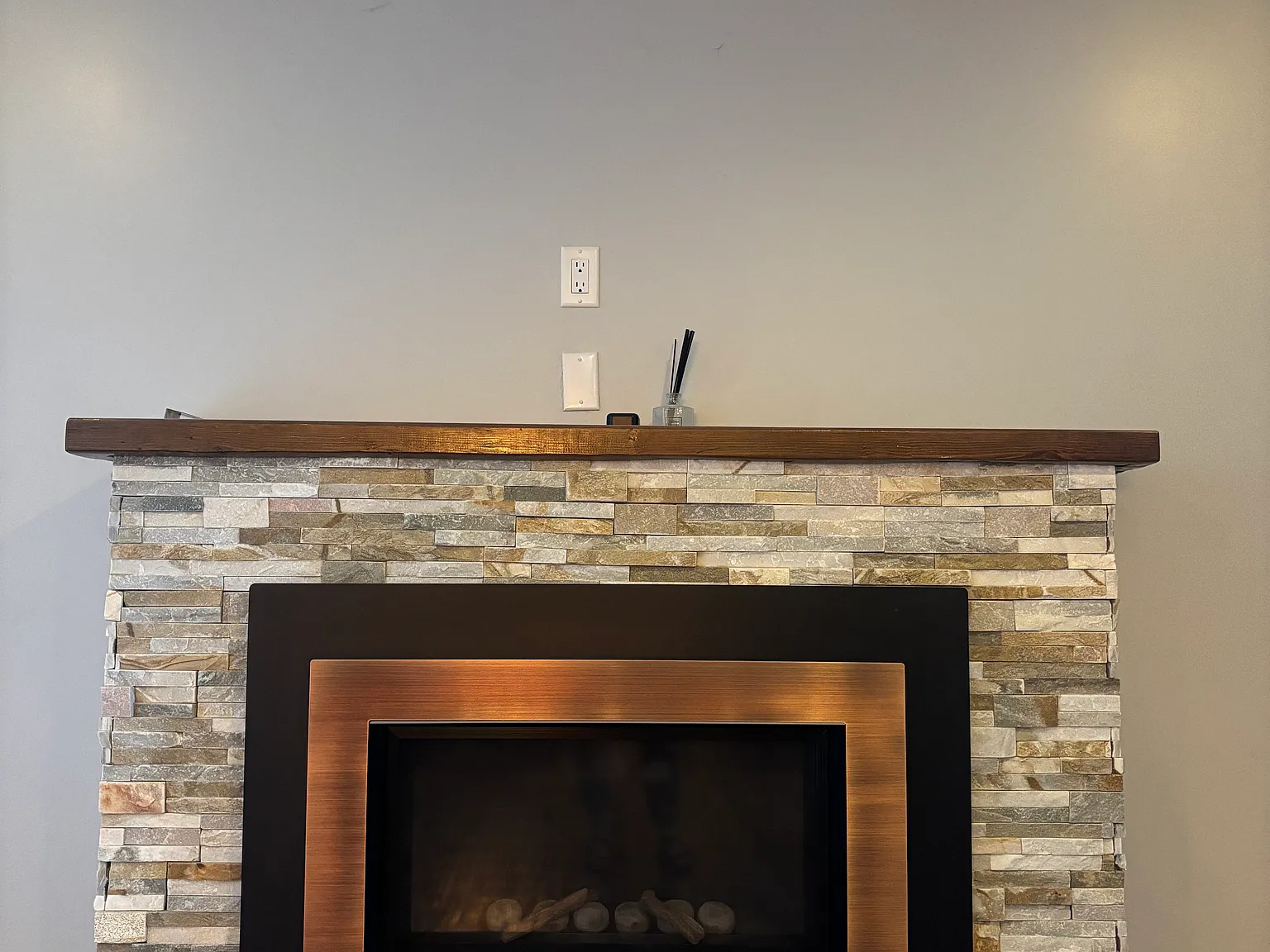 2 bed, 1000 sqft, $1,600 — Photo 4