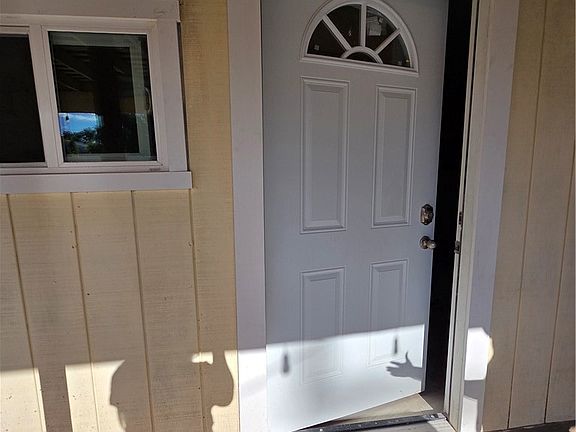 2nd image of 16437 Live Oak St