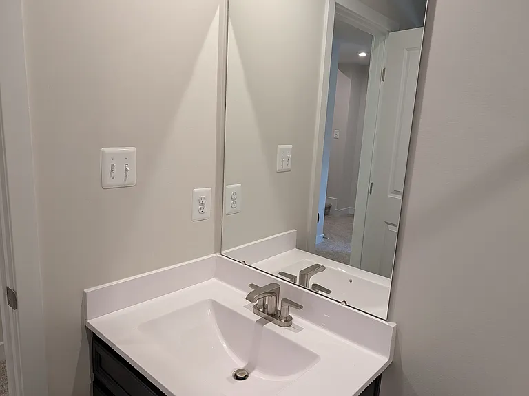 9711 Klamath Ct — Photo 21
