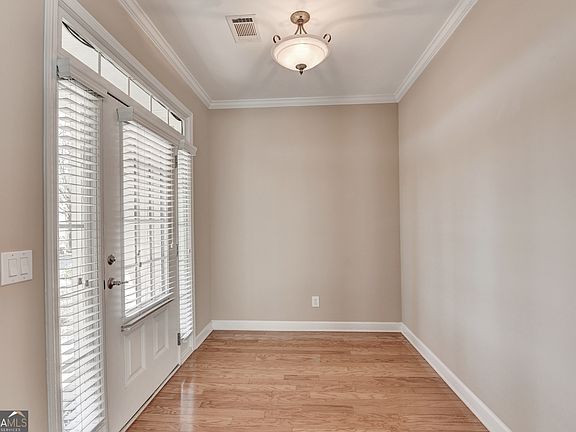5th image of 961 Cambron Commons Trce