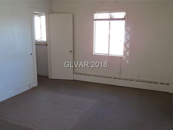 3rd image of 1385 Avenue E