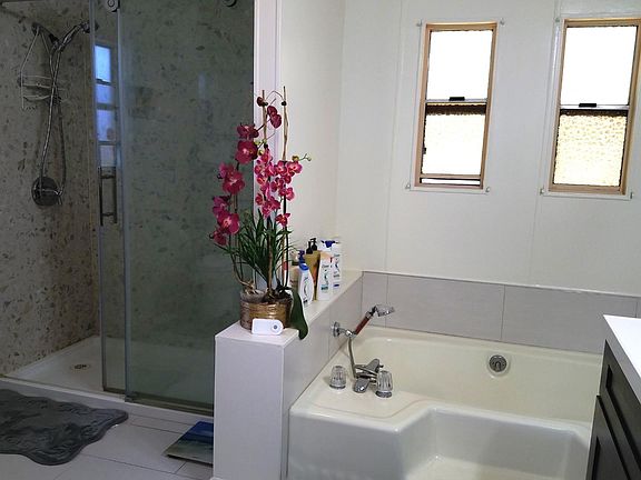 3rd image of 2836 Moss Hollow Dr #2836