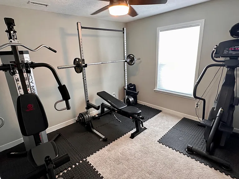 721 Scarsdale Ln — Photo 30