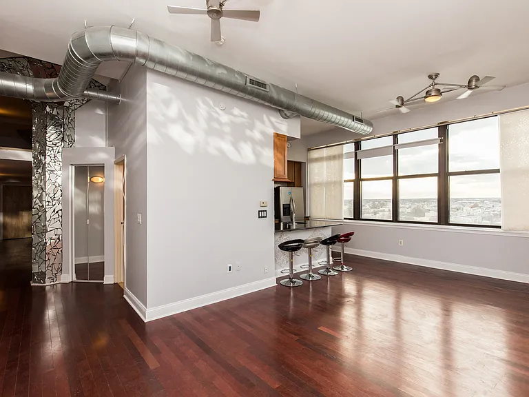 1100 S Broad St #717C — Photo 14