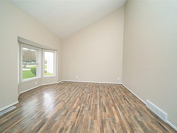 5th image of 3674 Abbotts Mill Dr