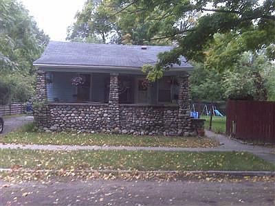 1st image of 308 E Berrien St