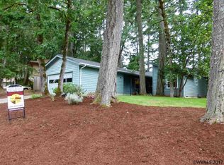 2136 NW Beechwood Pl, Corvallis, OR 97330