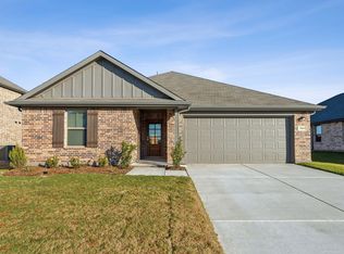 544 Ridgewood Dr, Van Alstyne, TX 75495