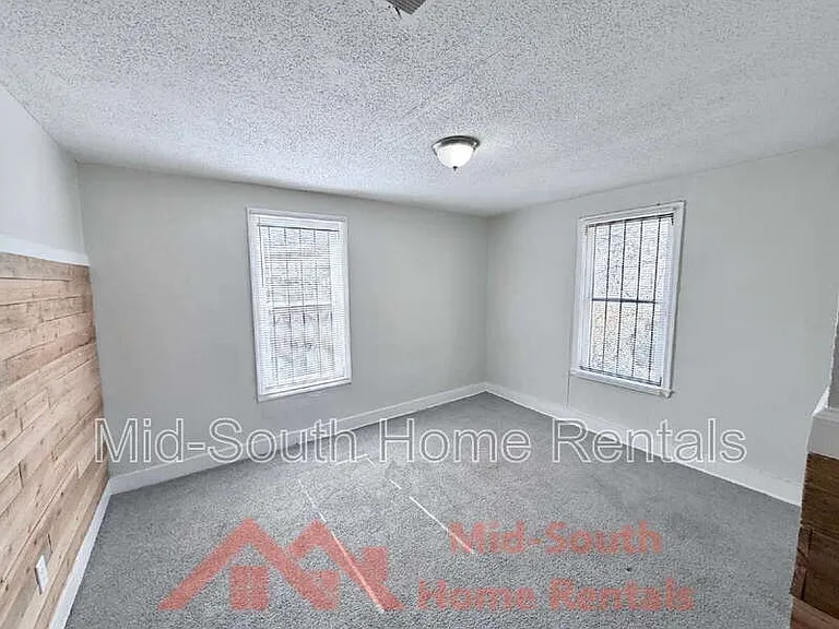 1417 Rayner St — Photo 5