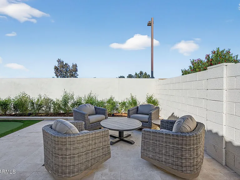 7700 E Princess Dr #6 — Photo 25