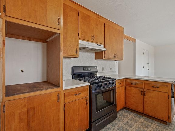 5th image of 901 Ludwig Avenue