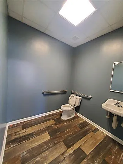 624 N Glenwood Ave — Photo 3