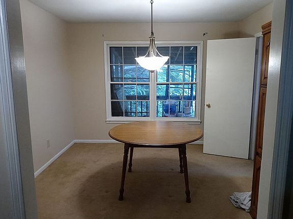 Large diningroom