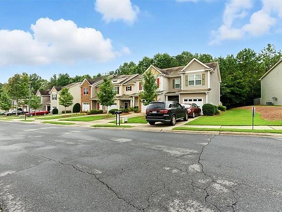 4th image of 267 Ridge Mill Dr