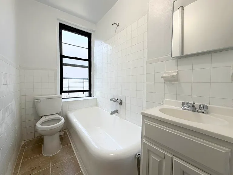 564 Audubon Ave #10C — Photo 8