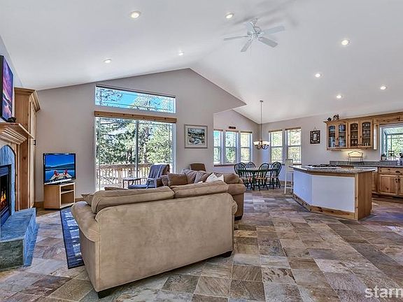 3rd image of 2170 Cornelian Dr