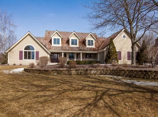 N32W23544 Fieldside Rd, Pewaukee, WI 53072