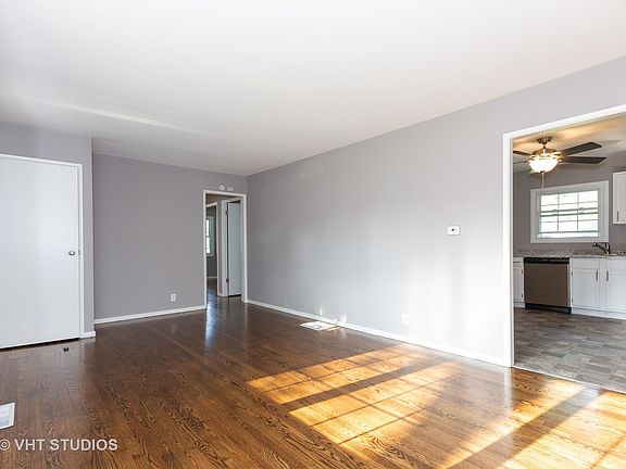 5th image of 812 Pearson Dr