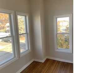 5 Bloomfield St #2, Springfield, MA 01108