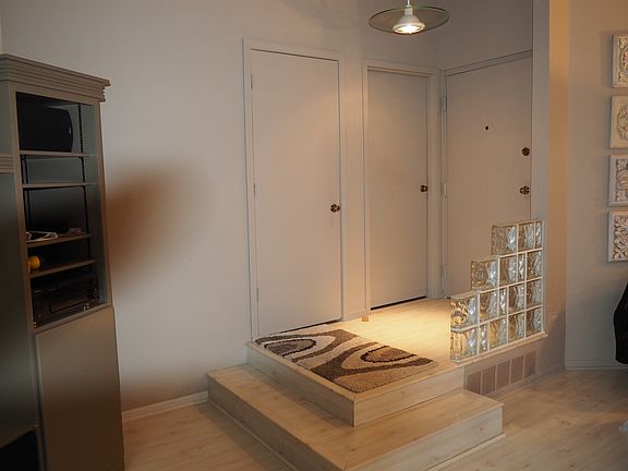 2nd image of 17206 Ridgeland Ave APT 3E