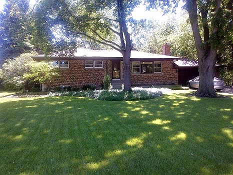 Large private lot....deer visitors often.