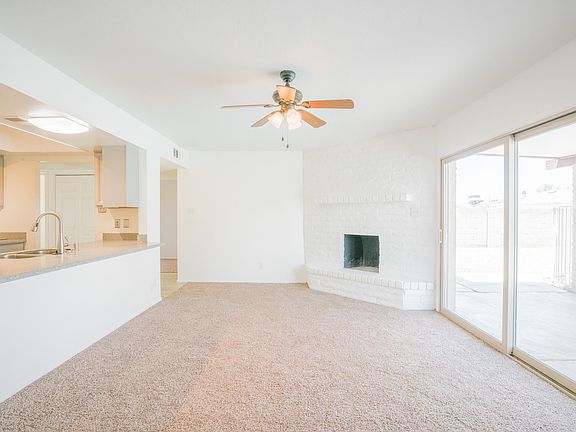 3rd image of 5332 W Acapulco Ln